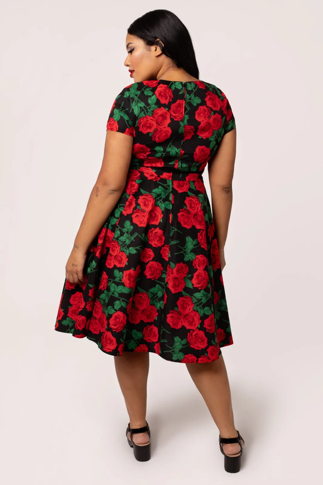 Robe Dolce Vita Vintage Roses Noires – Image 4